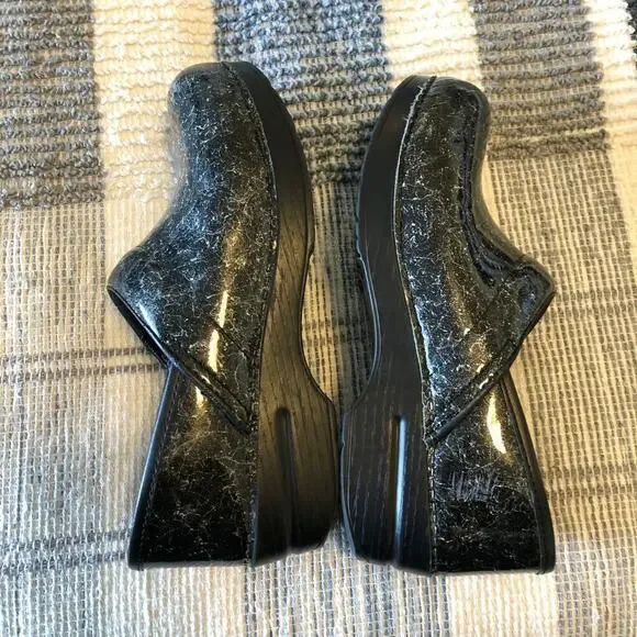 Dansko Womens Splatter Paint Shoes Sz 8 Black Comfy Work Teacher Comfy Casual - Picture 7 of 11